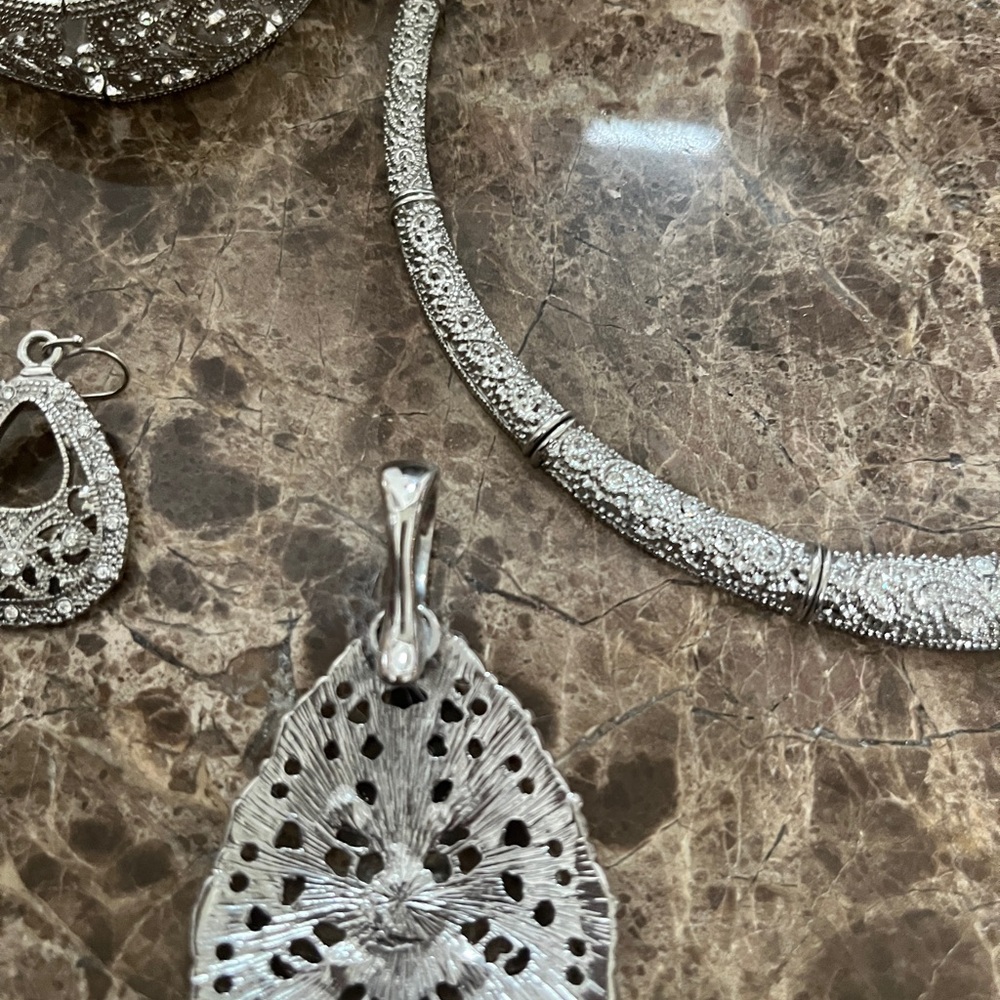 🌼🌼🌼NECKLACE SET by PREMIER 🌸🌸🌸🌸🌸EARRINGS & BRACELET 🌼🌼🌼🌼 LAST DAY ….MOTHER’S DAY - Picture 3 of 5